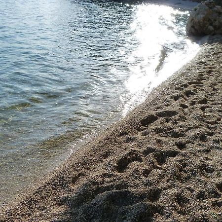 Beach Front Apartments Balica Rat Omiš Buitenkant foto