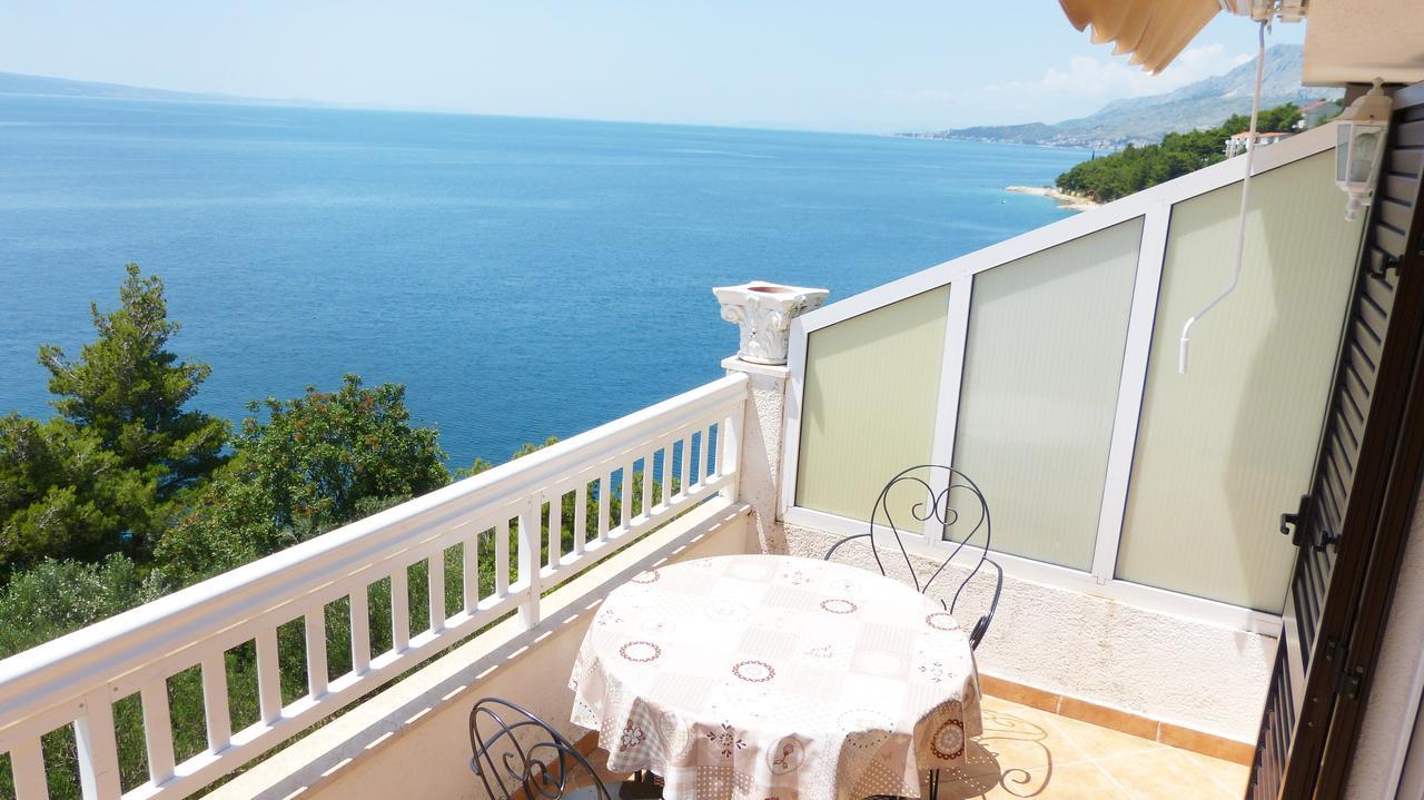 Beach Front Apartments Balica Rat Omiš Buitenkant foto