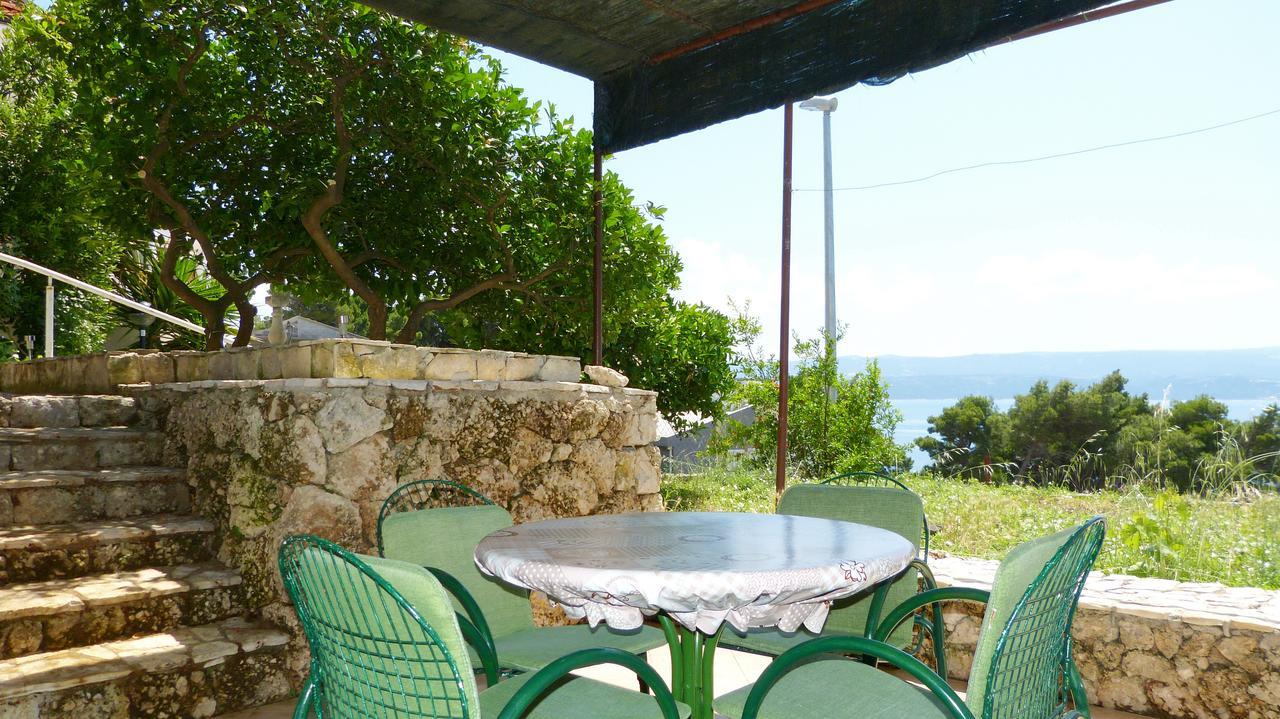 Beach Front Apartments Balica Rat Omiš Buitenkant foto